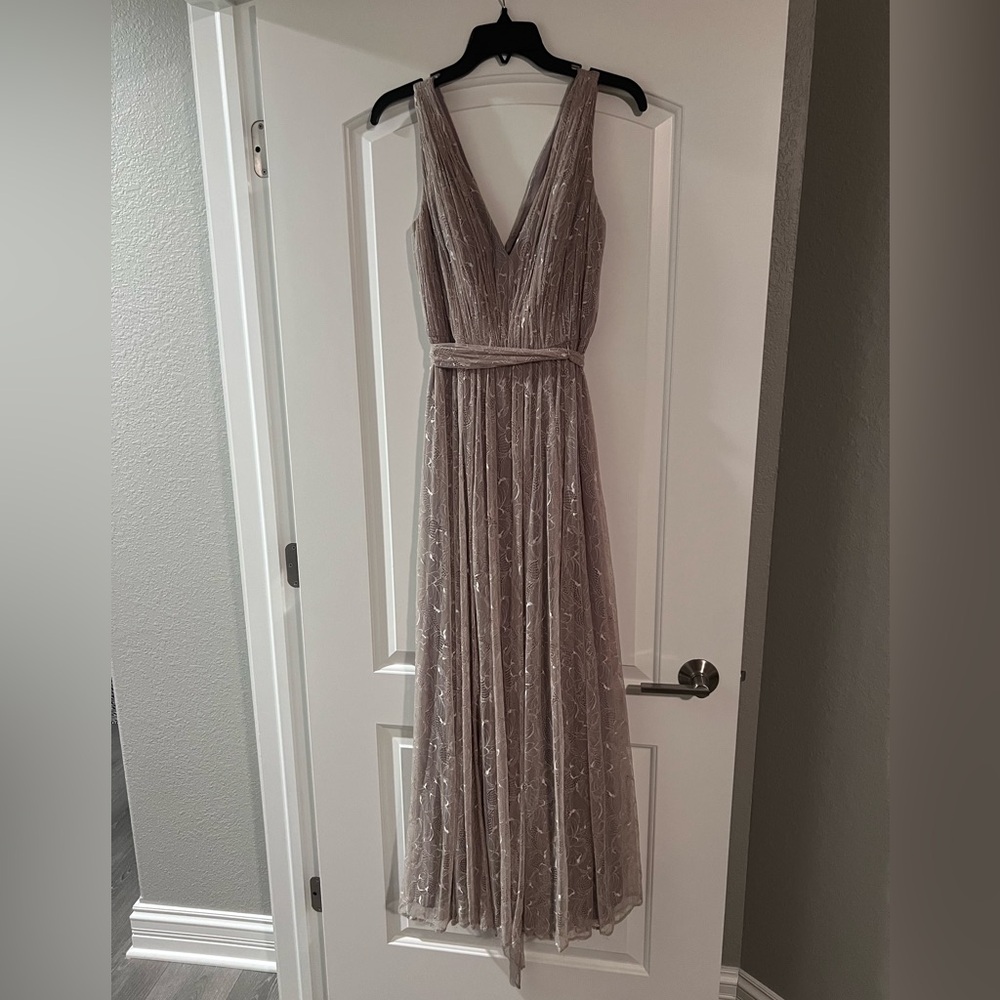 Vera Wang Lace Dress